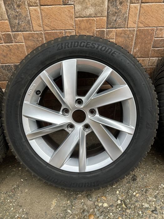 Set roti 205 55 R16 5x112