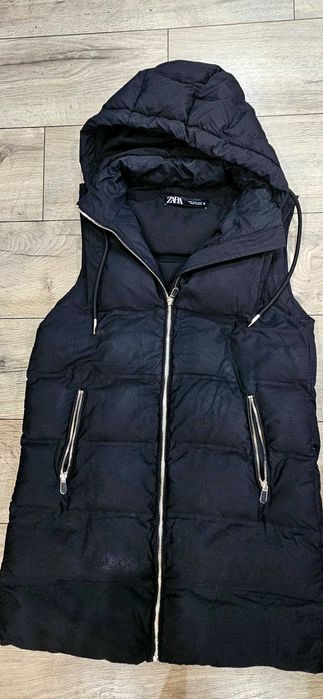 Топъл елек на Zara