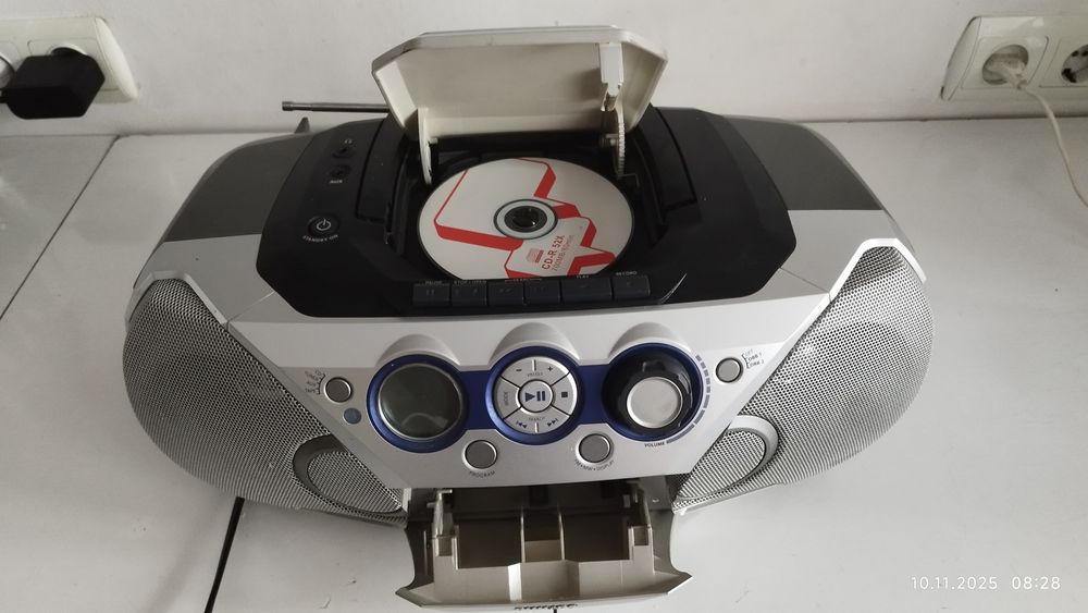 Магнитола PHILIPS