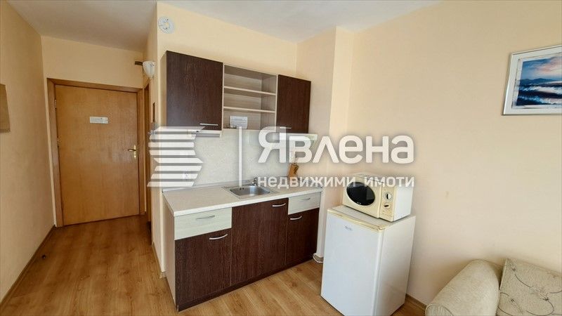 Просторно студио с паркоместа в близост до Какао бийч!!