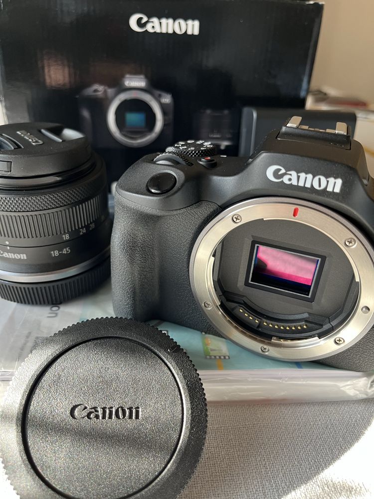 Canon R100 nou la cutie complet kit obiectiv RFS 18-45mm IS