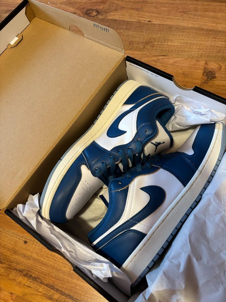 Nike Air Jordan Low SE