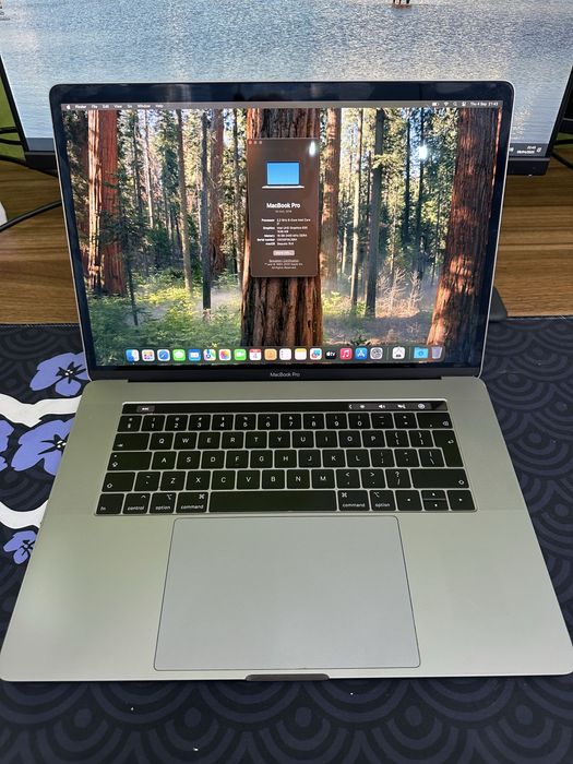 Macbook Pro 15 2018 - i7, 16 GB Ram, 256 GB SSD