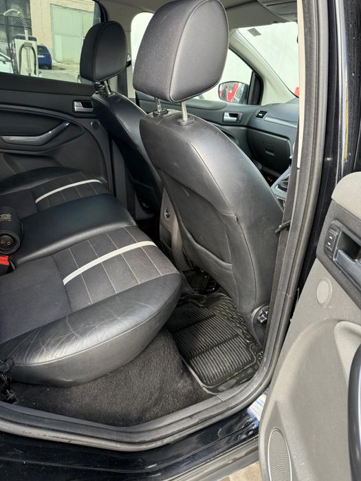 Ford Kuga, 2010, numere de Anglia