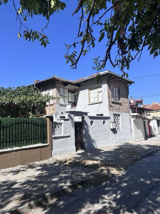 Продава се къща в Пазарджик