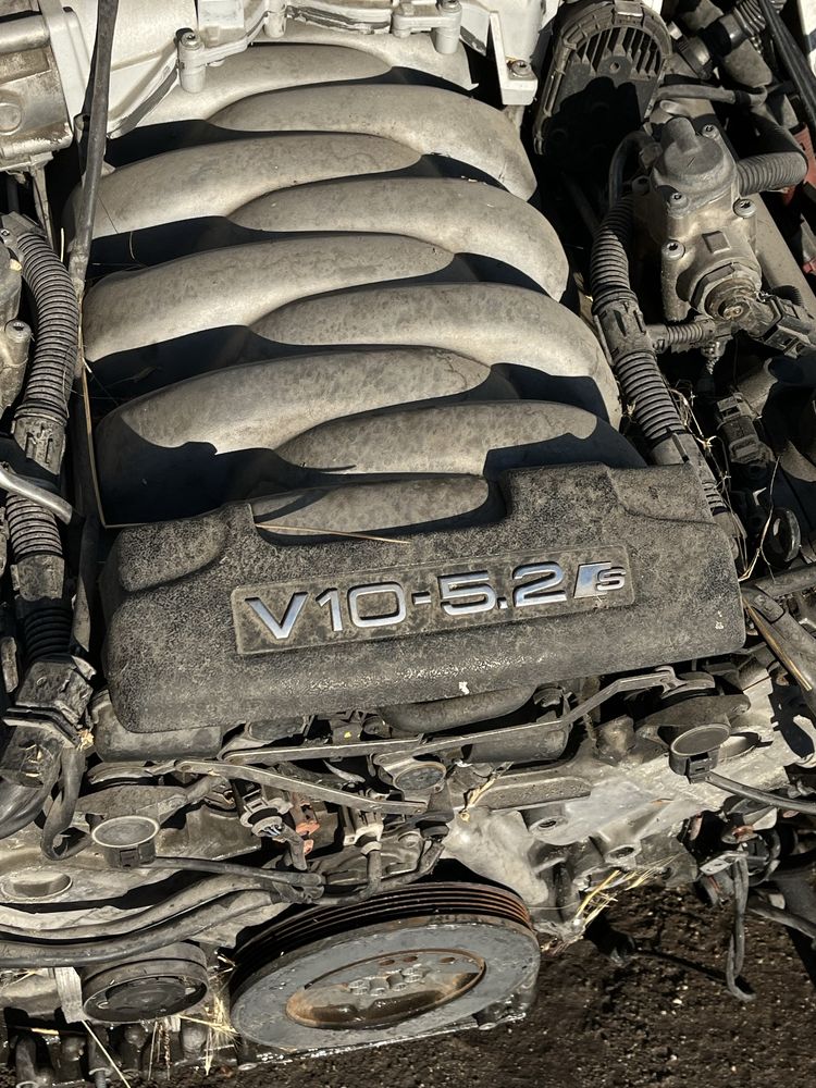 Audi S8 V10 5.2 D3 4F 450кс на части