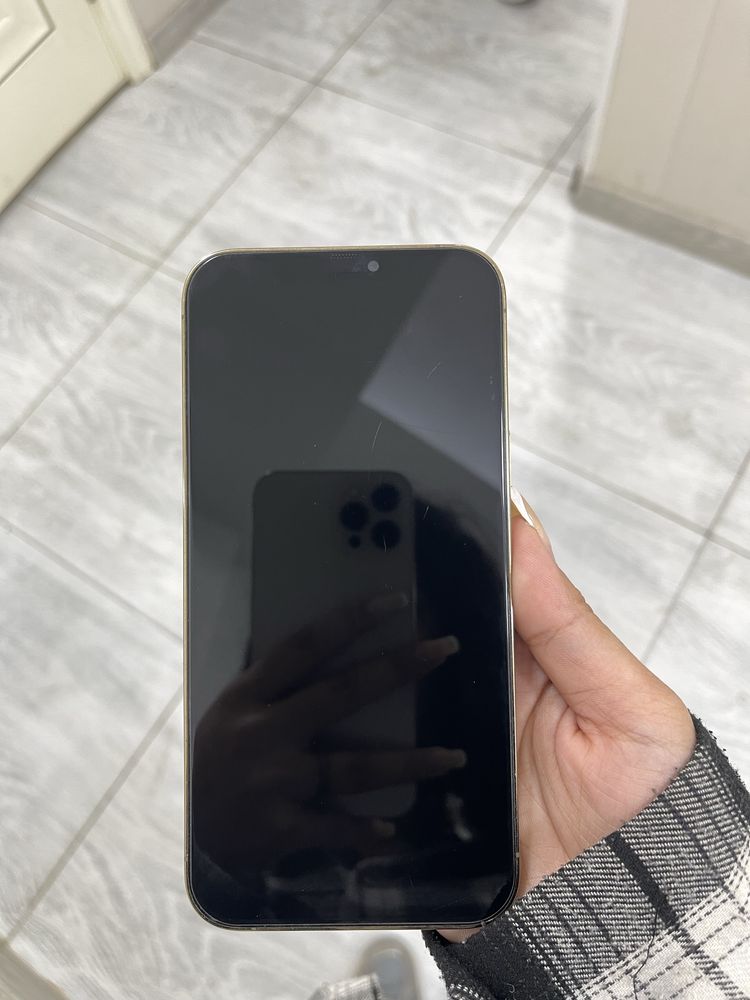 продам iphone 12 pro max