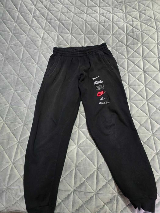 Оригинална долница анцунг Nike за височина 170см