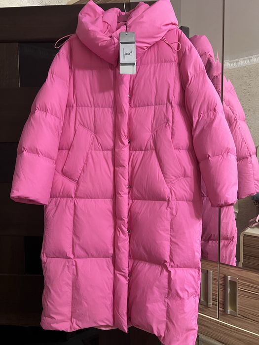 Пуховик женский, Гусиный пух натуральный. Размер М.