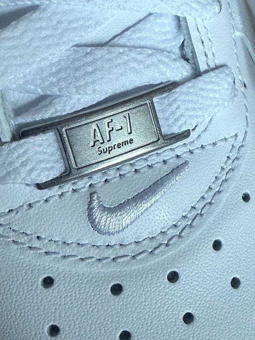 Nike Air Force 1 Low SP Supreme White – нови, лимитирана серия  №45.5