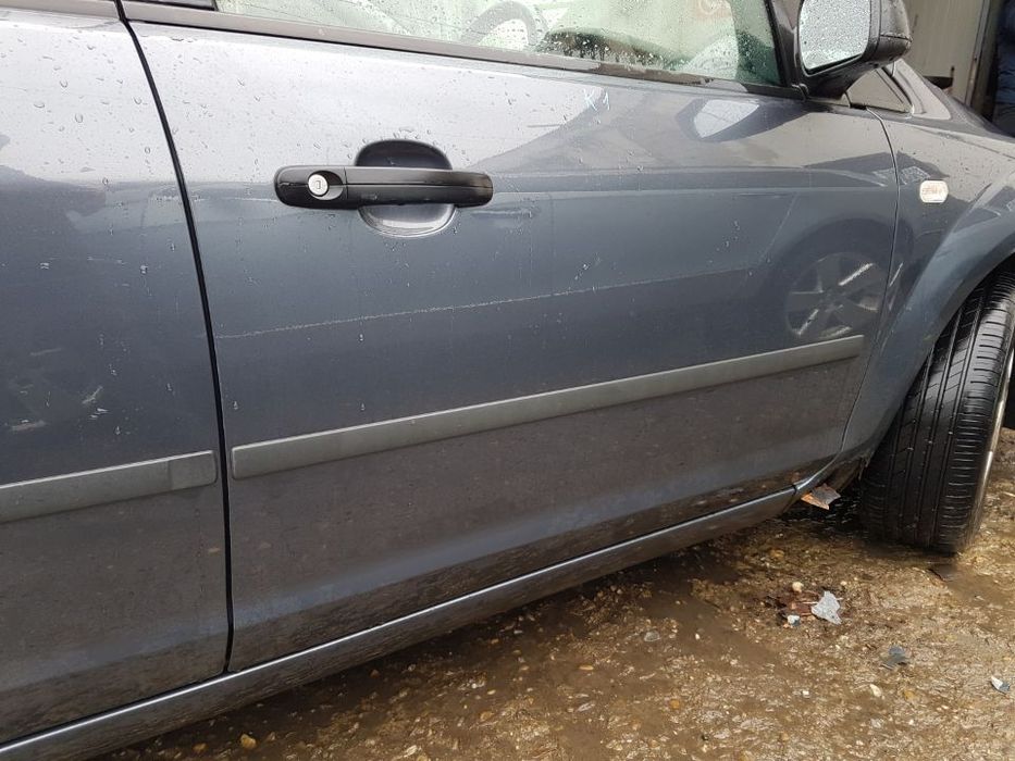 Usa / Portiera Dreapta Fata Ford Focus 2 NFL 2004 - 2008 Cod Culoare K1