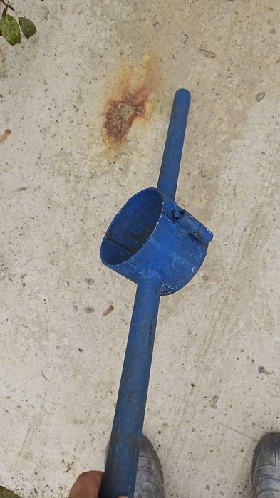 Vând utilaj de forat fîntîni