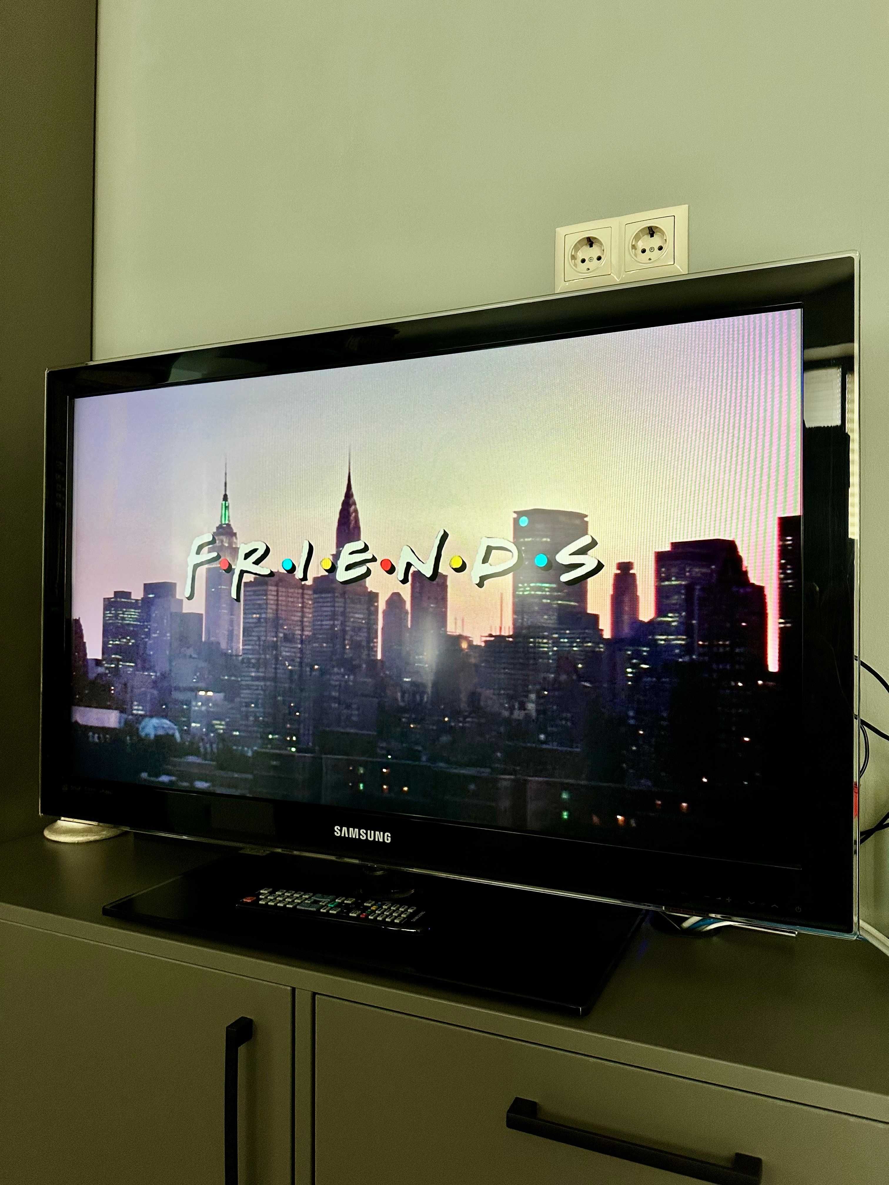 TV Samsung HD LE37C630K1W Цвят черен DTS Dolby 130лв.