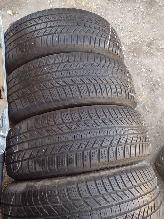 Перфектни 4бр.235/60/18 Continental TS870P dot2321