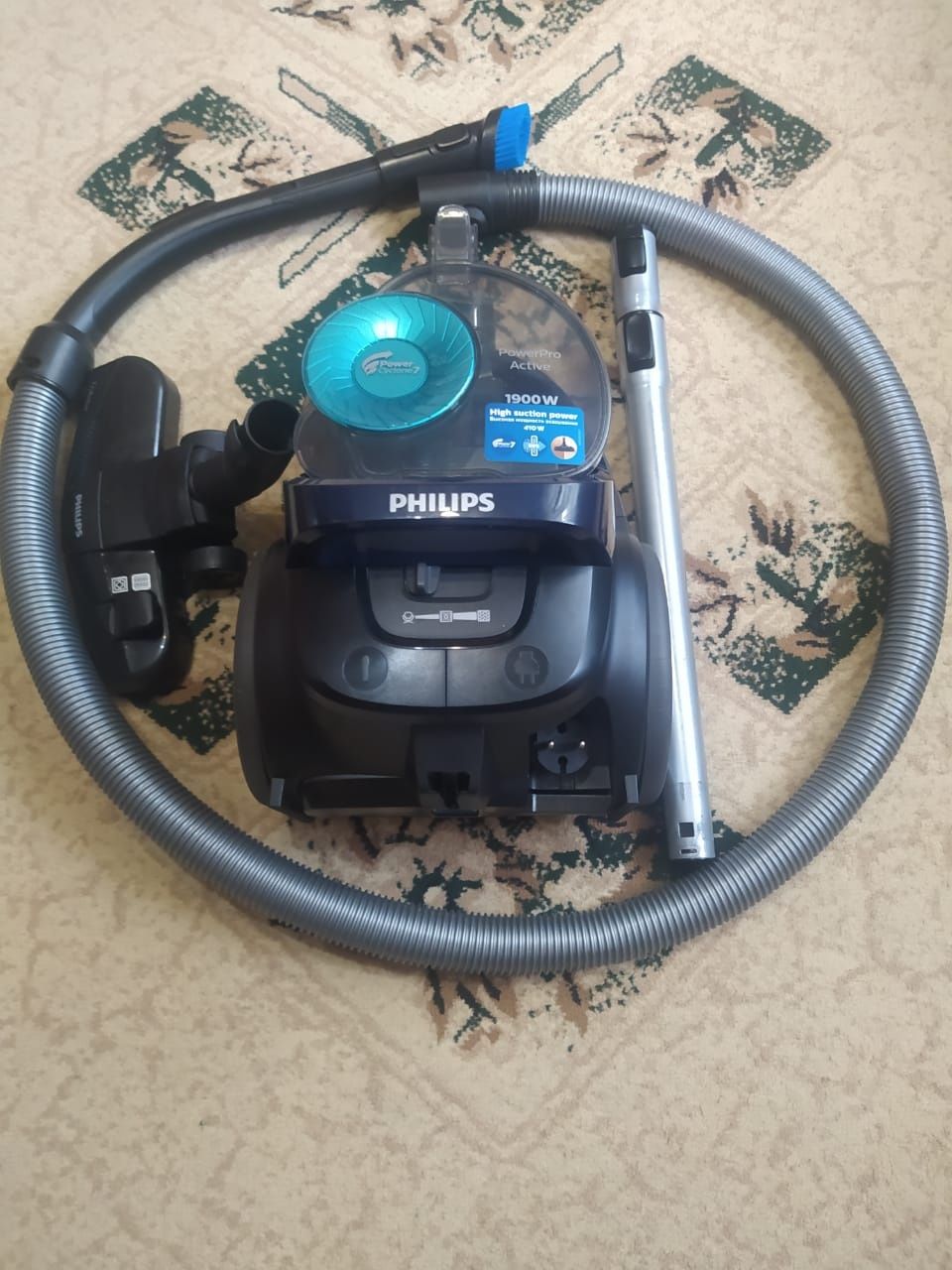 Пылесос Philips пылесос