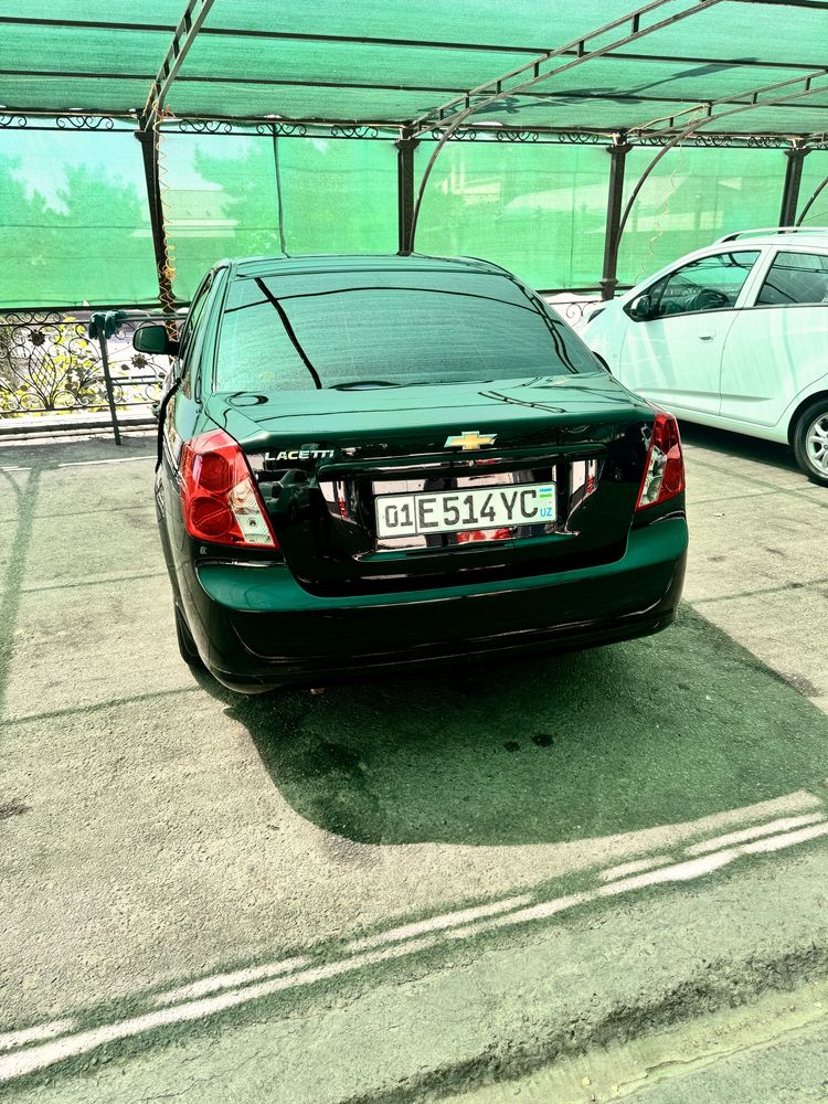 Gentra 2021  3 qora gbo