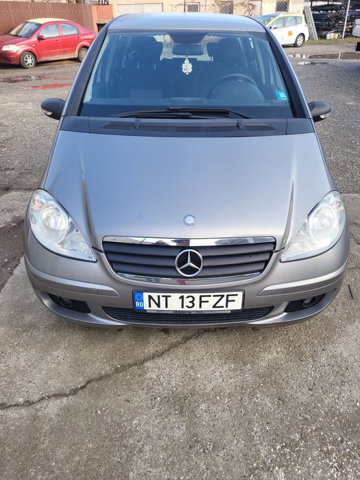 Vând mercedes a class 170