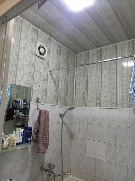 Chilonzor 19 kv 3 xona yulli yuzida