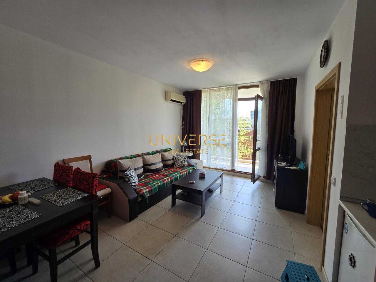 Продава се Двустаен апартамент в к.к. Слънчев бряг - 60 кв.м за 1367 €/кв.м - Снимка #3