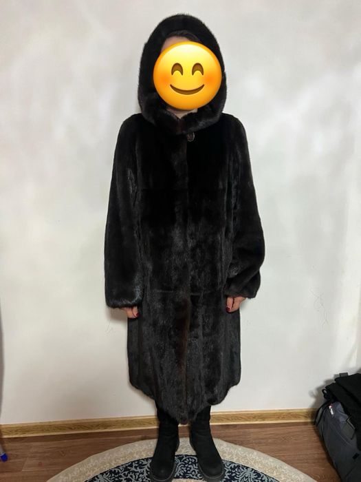 Продам цельную норковую шубу