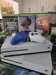 Vând 2 buc Xbox one s console