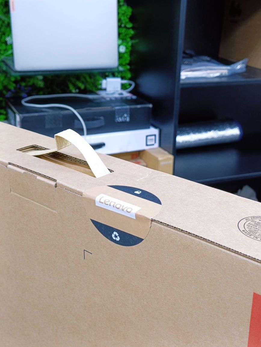Lenovo IdeaPad Slim 5 OLED