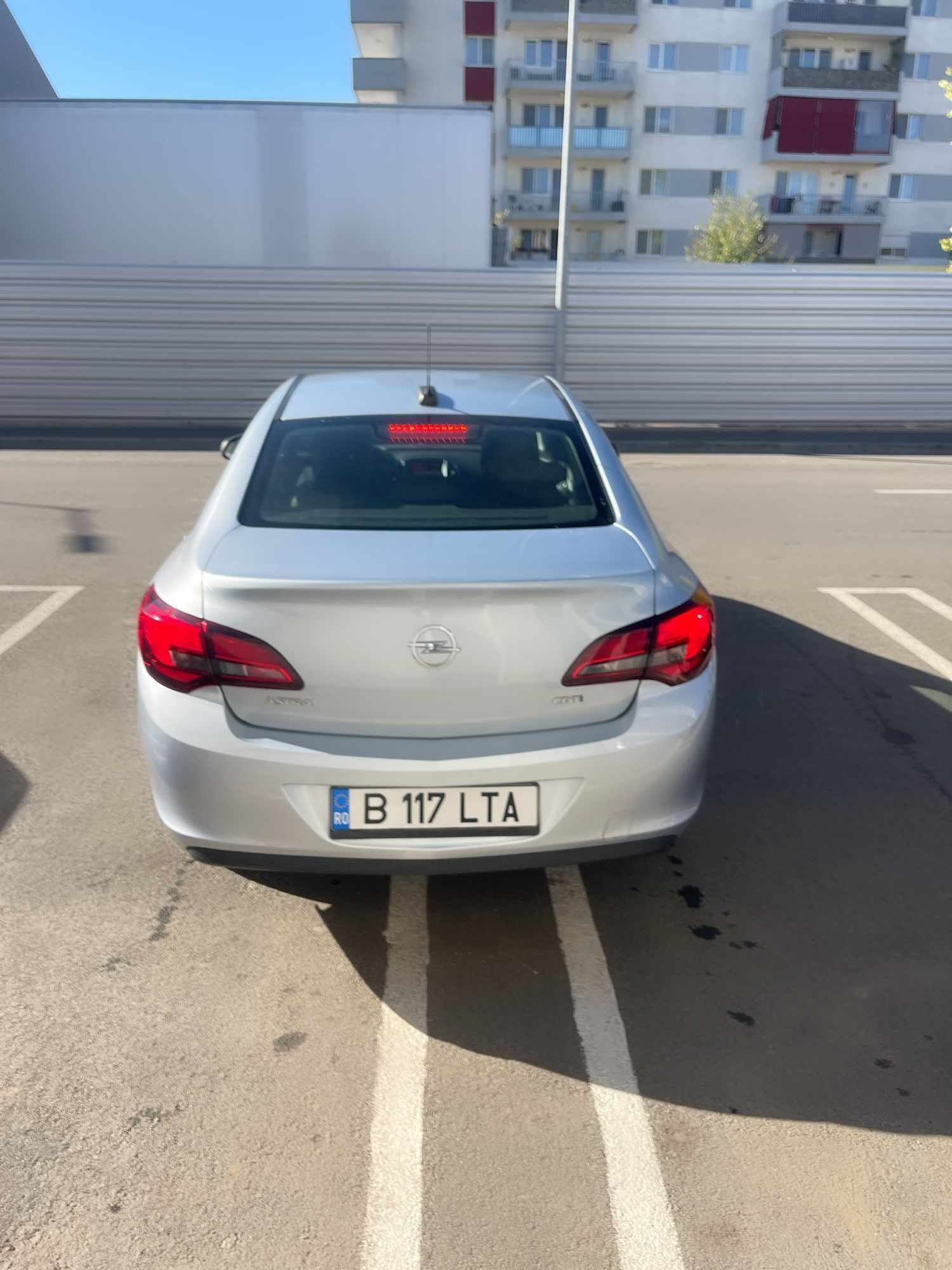 Opel Astra 2018 68000 km