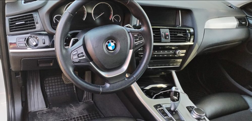 Vand BMW X4 (doar vand )