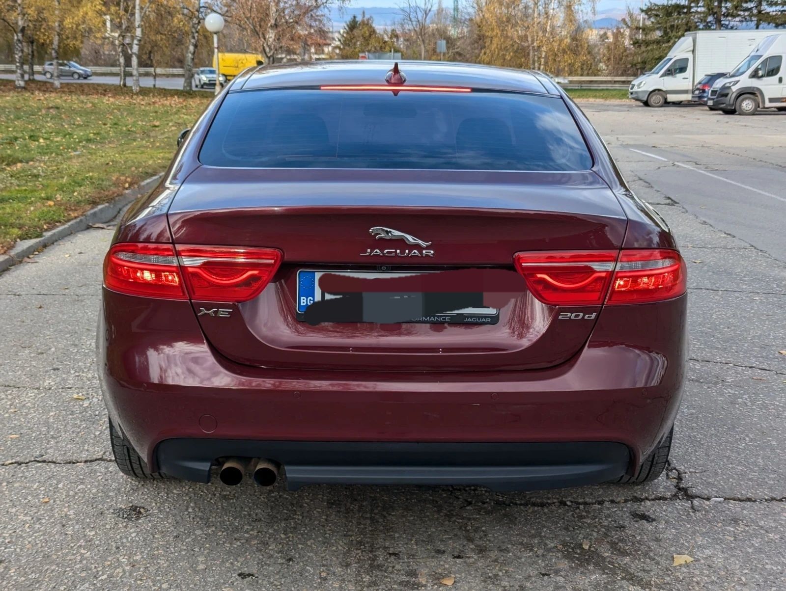 Jaguar XE 2.0D, 180к.с