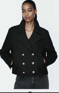 Късо двуредово сако от Zara