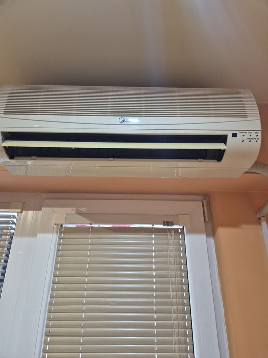 Климатик Мидеа12