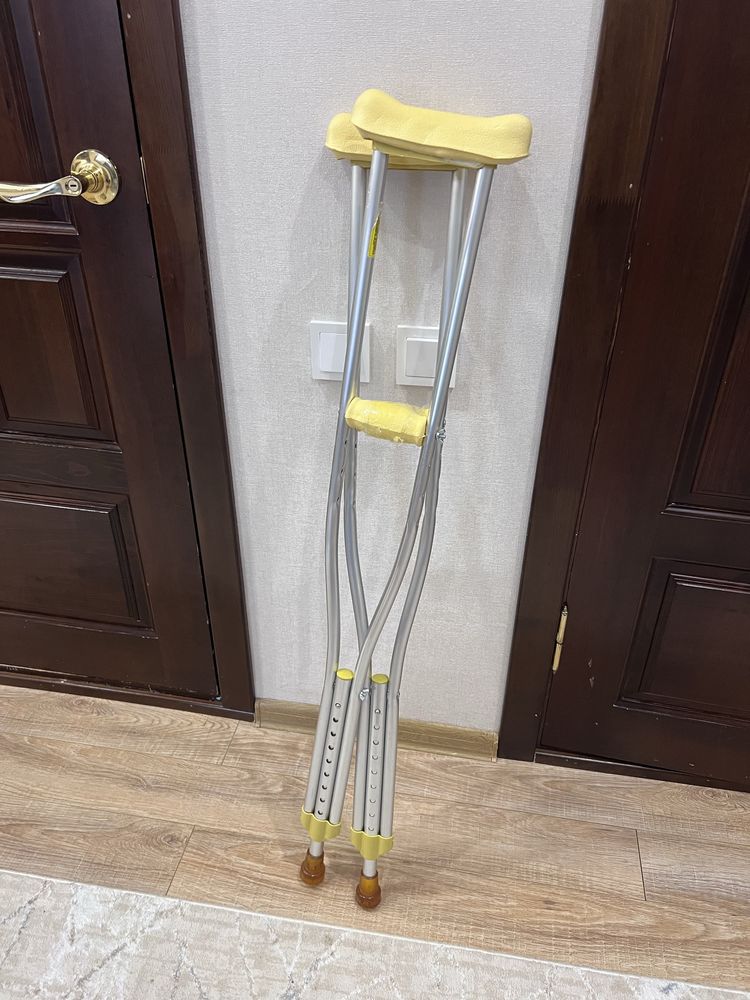 Продам костыли, 1 месяц использовали