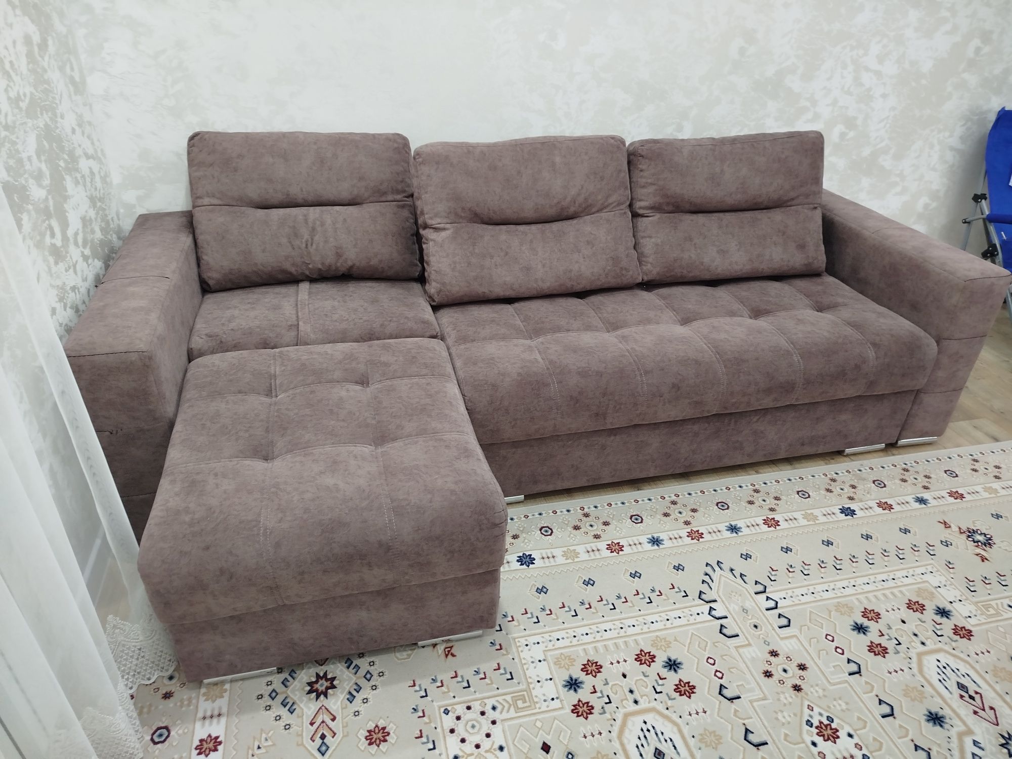 Продам диван хорошем состояние