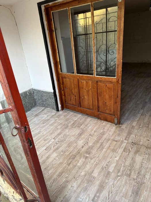 Дава се под наем Гараж / Паркомясто в Луковит - 35 кв.м за 110 € - Снимка #1