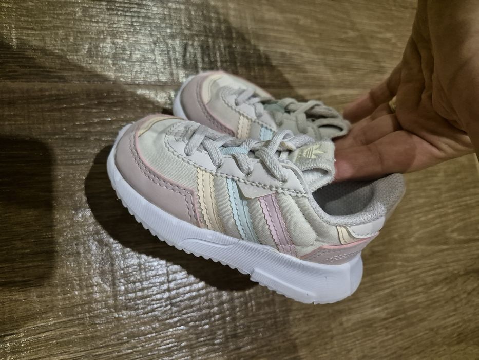 Детски обувки Adidas