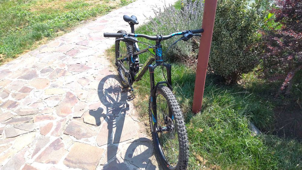 Mondraker Foxy Full-Suspension, 140mm, Cadru L, Aluminiu
