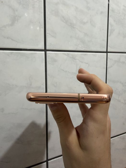 Samsung Galaxy S20 FE, achizitionat de pe Flip