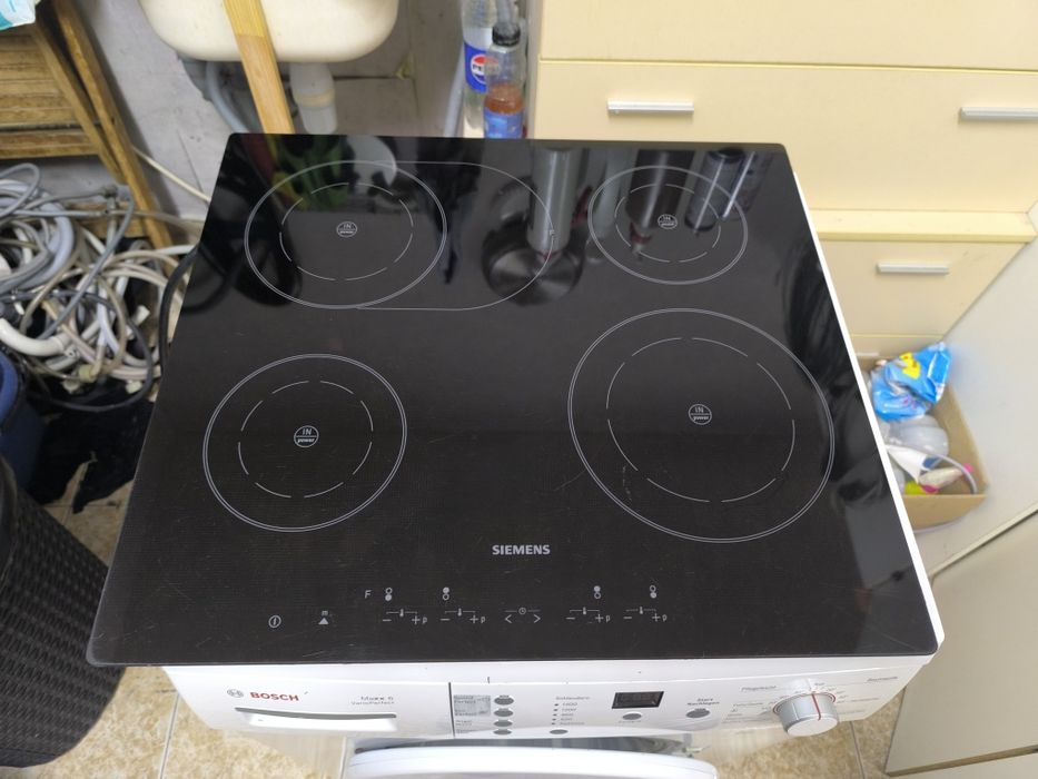 Индукционен плот Siemens EH775002