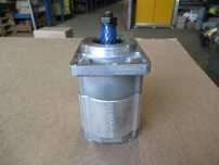 Pompa 051702198 pentru  utilaj New Holland-piese de schimb