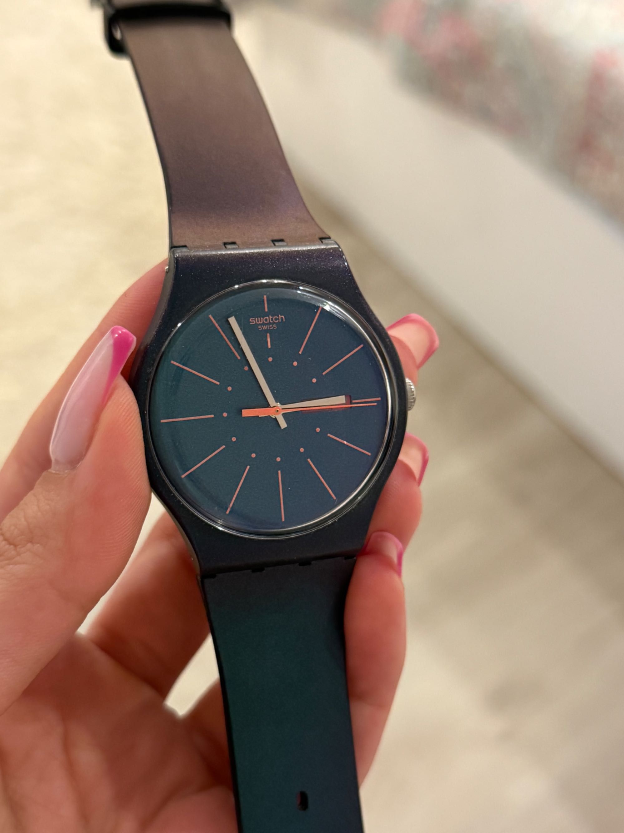 Дамски часовник Swatch
