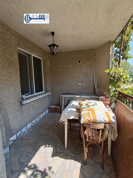 Тристаен тухлен апартамент в кв. Бузлуджа