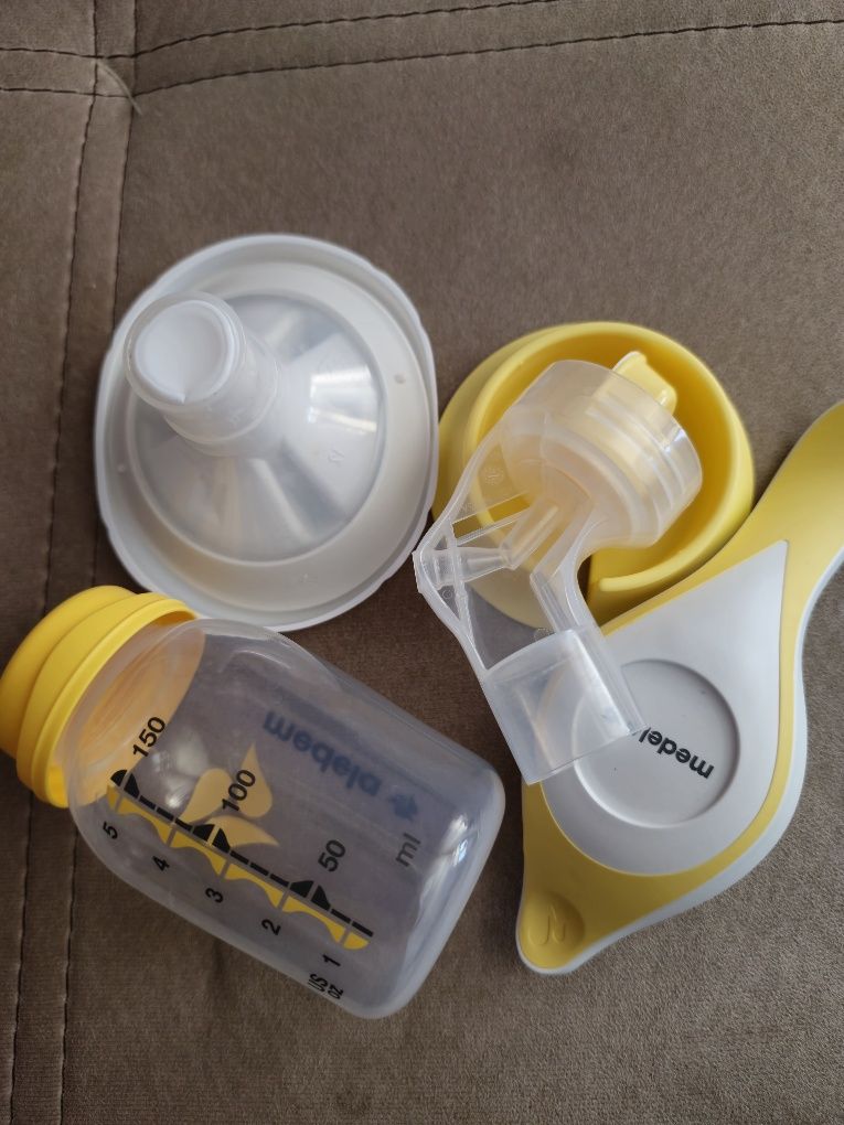Ръчна помпа за кърма Medela Harmony