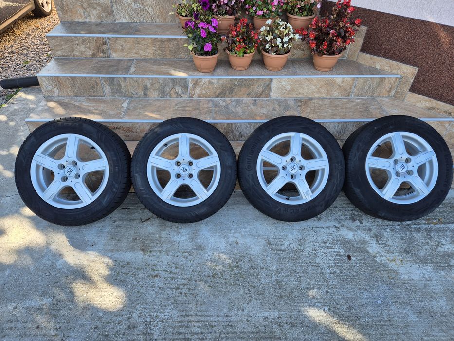 Jante Dacia R15 4x100 cu anvelope vară 185/65R15
