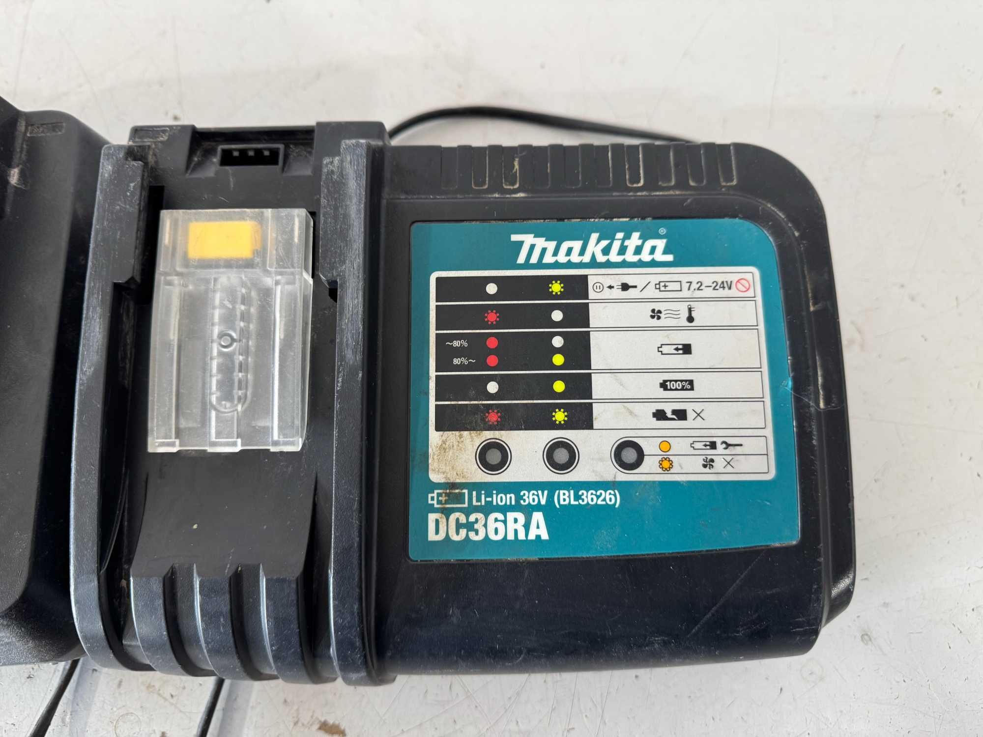 Зарядно Makita DC18RD/DC36RA