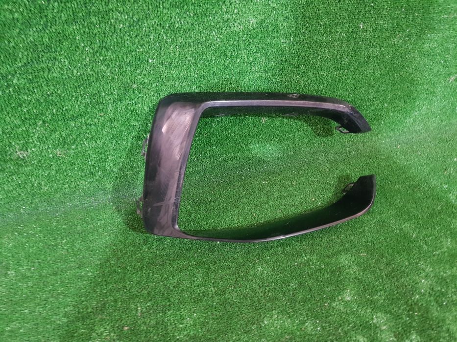 Grila/rama proiector BMW F22 sport