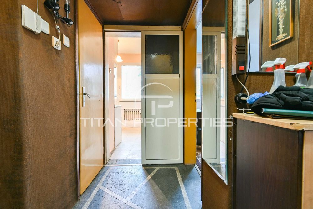 Продава се Тристаен апартамент в София, Гео Милев - 109 кв.м за 2358 €/кв.м - Снимка #11