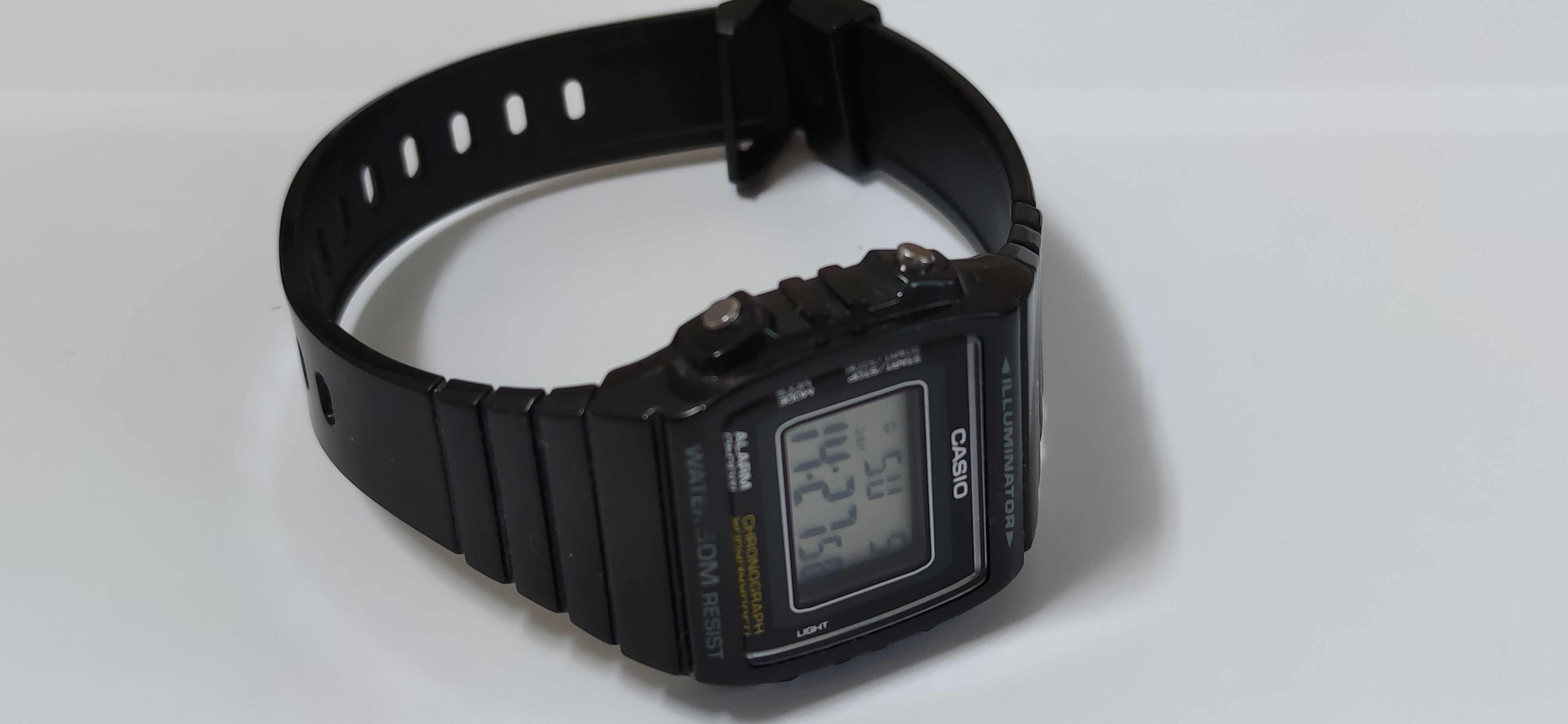 Ceas digital CASIO W 215-H