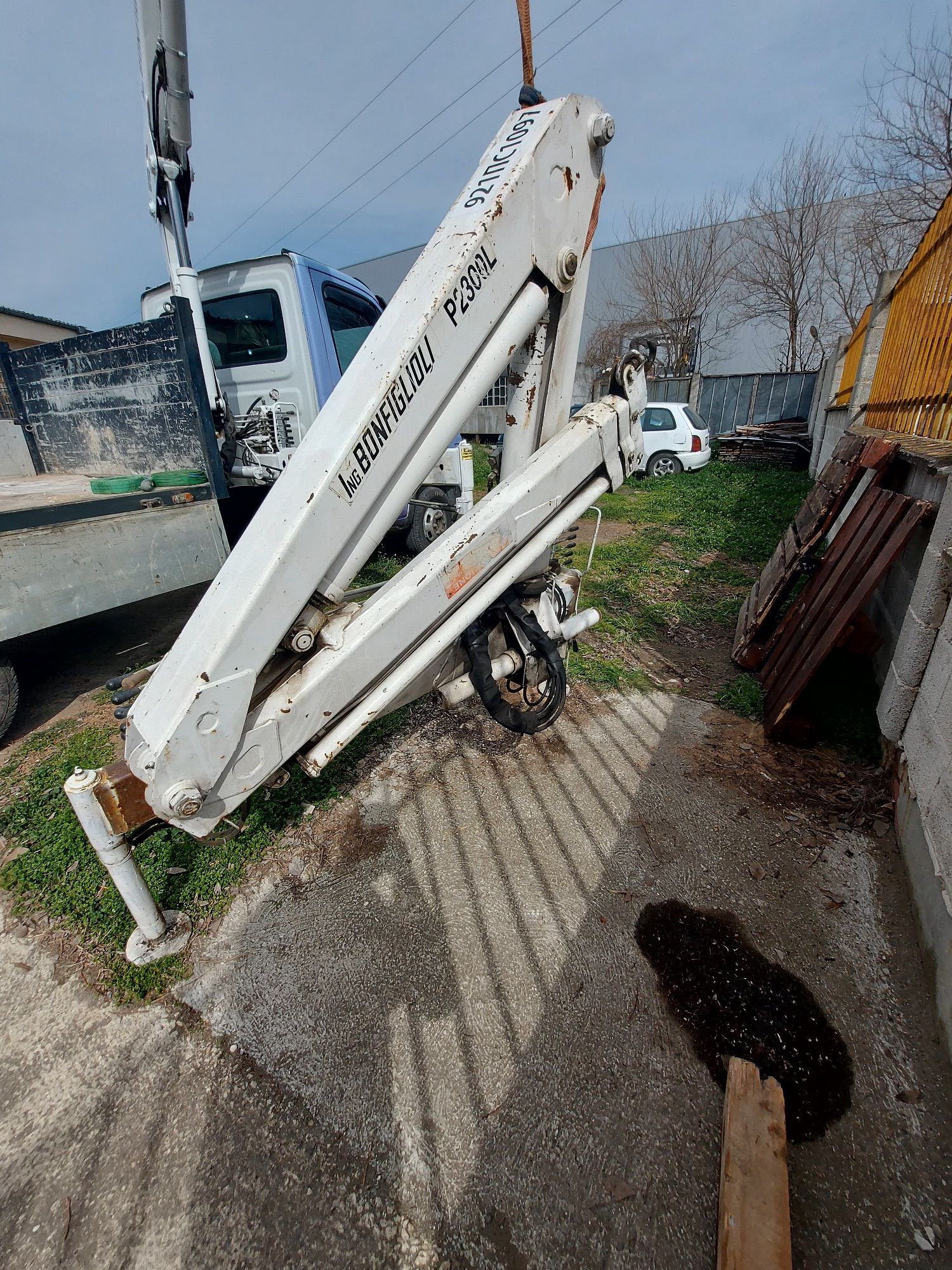 Кран Iveco Daily