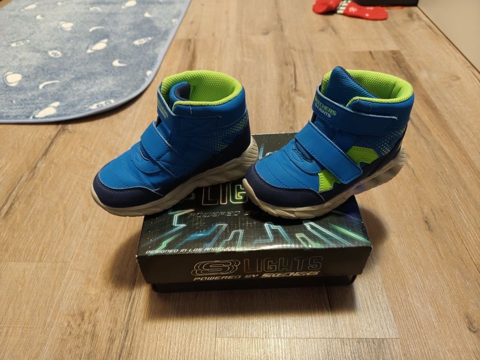 Детски светещи боти Sketches, 26 номер