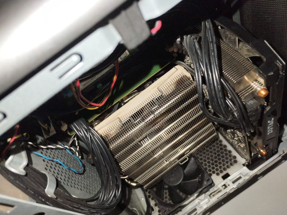 Calculator Gaming i7 8700K + GTX 1060 6GB + SSD NVMe + HDD + 16GB RAM